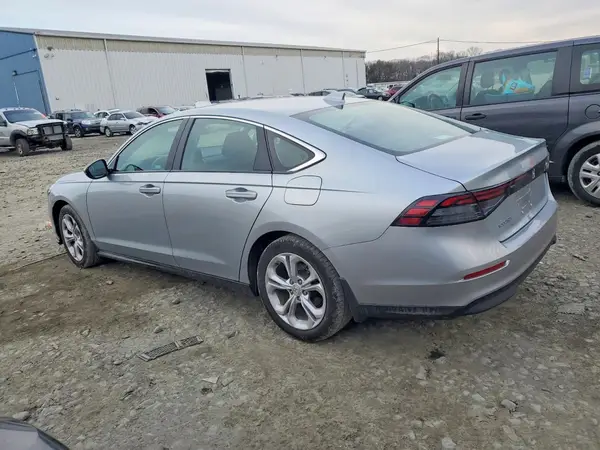 1HGCY1F26RA017155 2024 HONDA ACCORD - Image 2