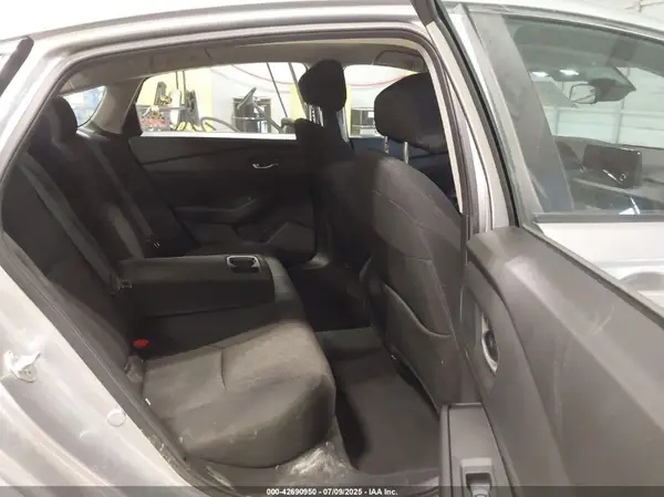 1HGCY1F26RA045215 2024 HONDA ACCORD - Image 8