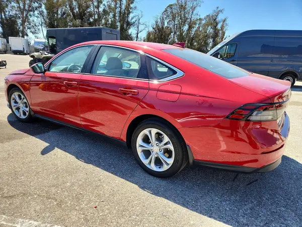 1HGCY1F26RA056540 2024 HONDA ACCORD - Image 2