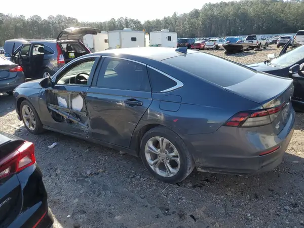 1HGCY1F26RA077565 2024 HONDA ACCORD - Image 2