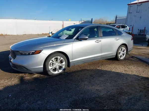 1HGCY1F26RA084239 2024 HONDA ACCORD - Image 2