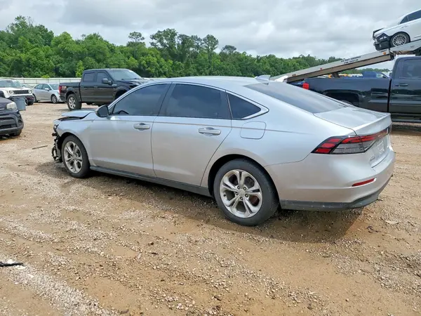 1HGCY1F26SA002905 2025 HONDA ACCORD - Image 2