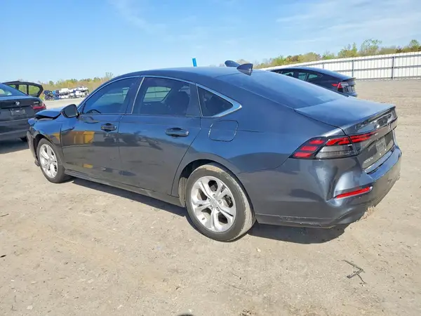 1HGCY1F26SA010194 2025 HONDA ACCORD - Image 2