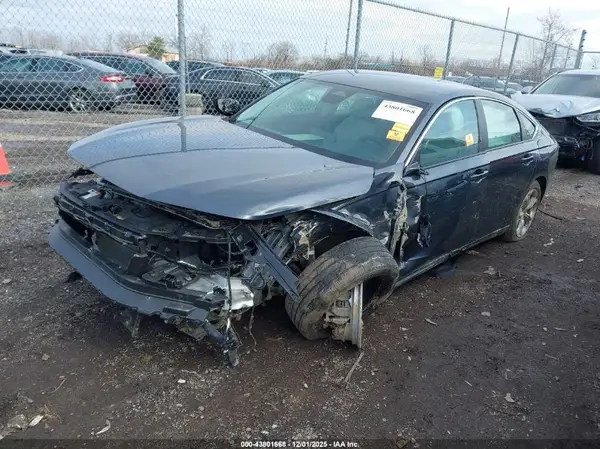 1HGCY1F26SA018571 2025 HONDA ACCORD - Image 2
