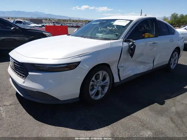 1HGCY1F26SA024015 2025 HONDA ACCORD - Image 2