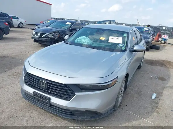 1HGCY1F27RA021165 2024 HONDA ACCORD - Image 2