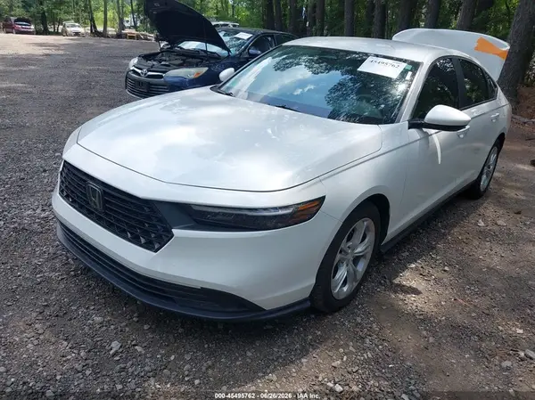 1HGCY1F27RA027189 2024 HONDA ACCORD - Image 2