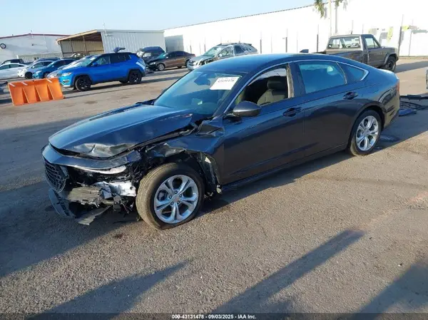 1HGCY1F27RA034689 2024 HONDA ACCORD - Image 2