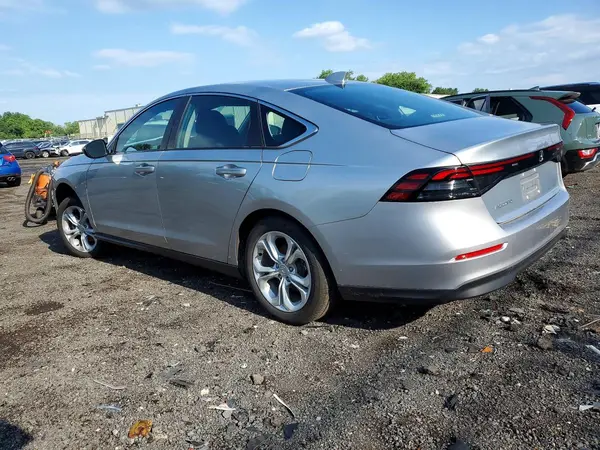 1HGCY1F27RA041447 2024 HONDA ACCORD - Image 2