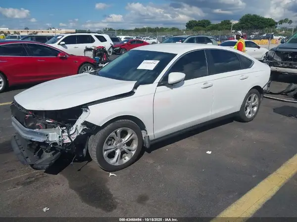 1HGCY1F27RA067255 2024 HONDA ACCORD - Image 2