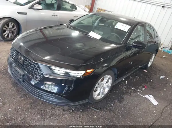1HGCY1F27RA070303 2024 HONDA ACCORD - Image 2