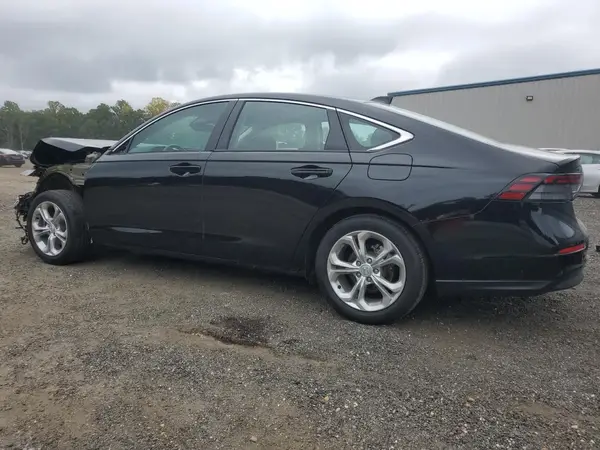 1HGCY1F27RA081527 2024 HONDA ACCORD - Image 2