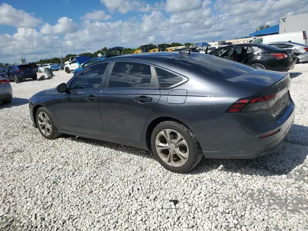 1HGCY1F27SA033158 2025 HONDA ACCORD - Image 2