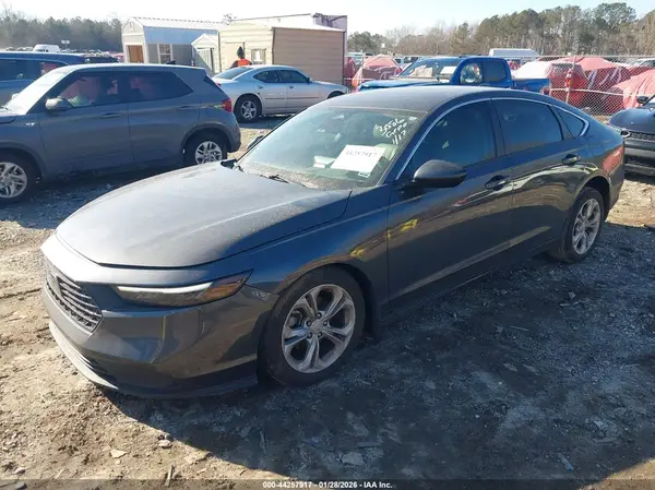 1HGCY1F28PA013086 2023 HONDA ACCORD - Image 2