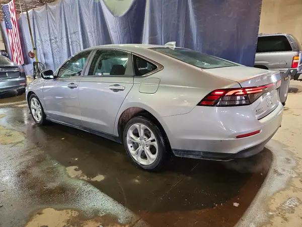 1HGCY1F28PA029501 2023 HONDA ACCORD - Image 2