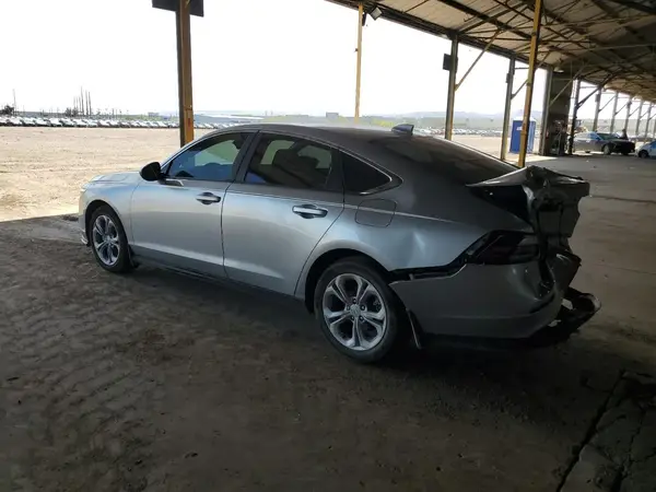 1HGCY1F28RA007761 2024 HONDA ACCORD - Image 2