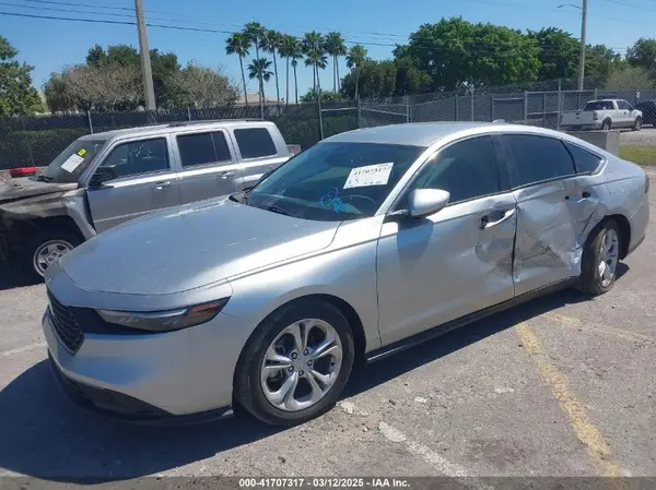 1HGCY1F28RA033521 2024 HONDA ACCORD - Image 2
