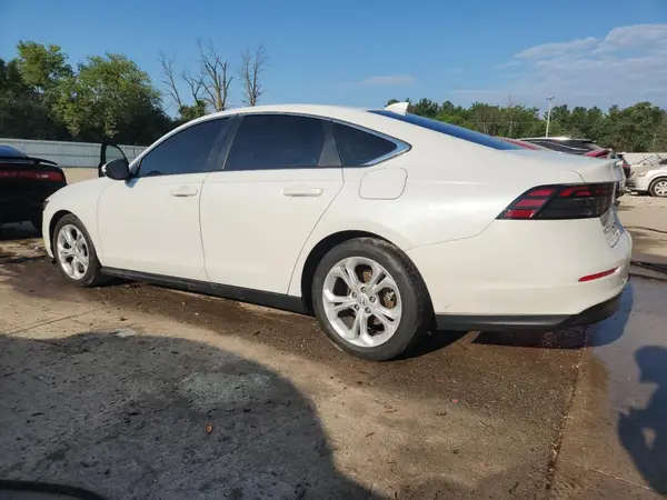 1HGCY1F28RA034085 2024 HONDA ACCORD - Image 2