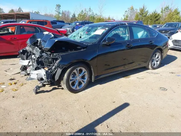 1HGCY1F28RA052831 2024 HONDA ACCORD - Image 2
