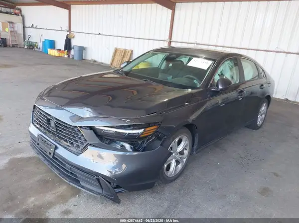 1HGCY1F28RA057947 2024 HONDA ACCORD - Image 2