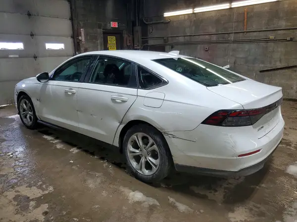 1HGCY1F28RA065241 2024 HONDA ACCORD - Image 2