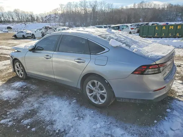 1HGCY1F28RA075915 2024 HONDA ACCORD - Image 2