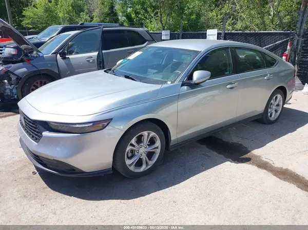 1HGCY1F28RA082394 2024 HONDA ACCORD - Image 2
