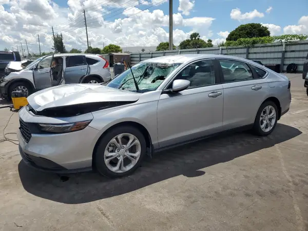 1HGCY1F28SA030334 2025 HONDA ACCORD - Image 1