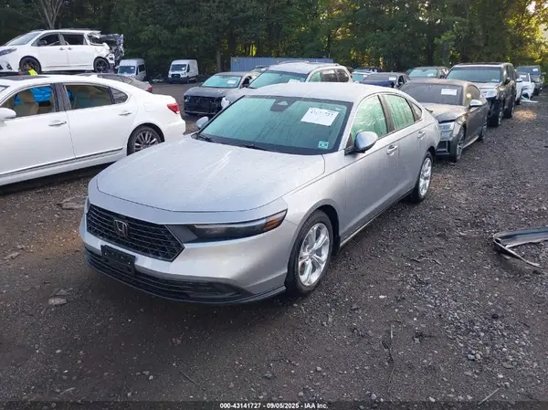 1HGCY1F28SA042788 2025 HONDA ACCORD - Image 2