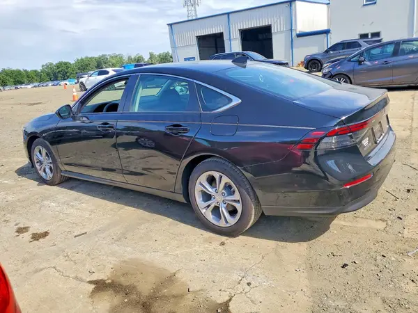 1HGCY1F28SA065777 2025 HONDA ACCORD - Image 2