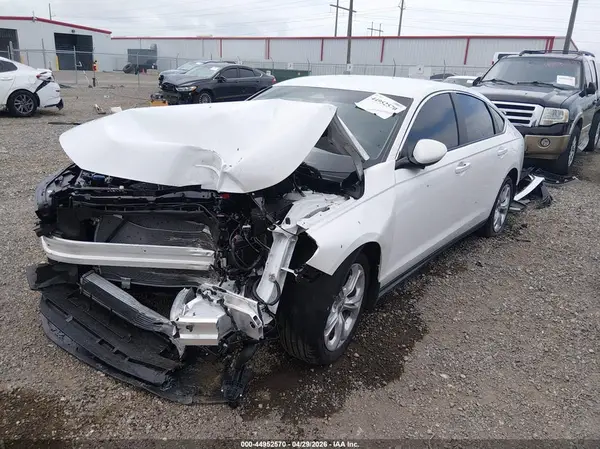 1HGCY1F28SA086693 2025 HONDA ACCORD - Image 2