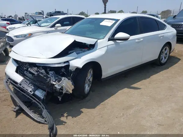 1HGCY1F29PA045299 2023 HONDA ACCORD - Image 2