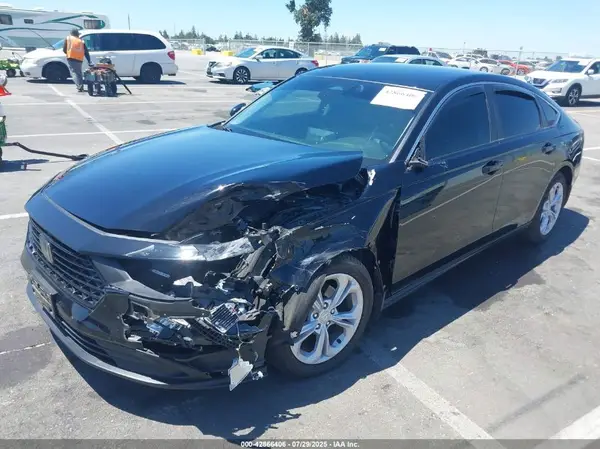 1HGCY1F29RA002455 2024 HONDA ACCORD - Image 2