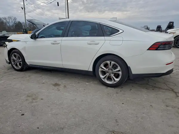 1HGCY1F29RA007400 2024 HONDA ACCORD - Image 2
