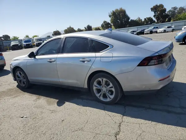 1HGCY1F29RA013648 2024 HONDA ACCORD - Image 2