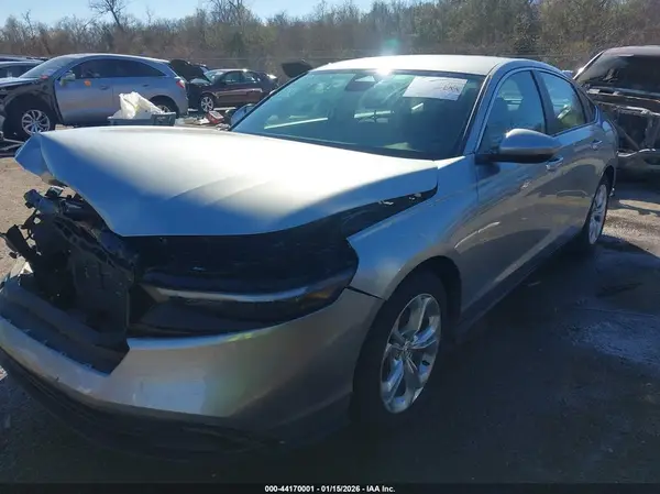 1HGCY1F29RA021166 2024 HONDA ACCORD - Image 2