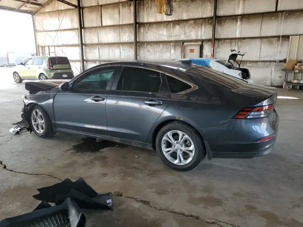 1HGCY1F29RA031339 2024 HONDA ACCORD - Image 2