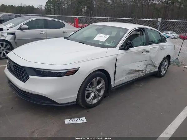 1HGCY1F29RA057682 2024 HONDA ACCORD - Image 2