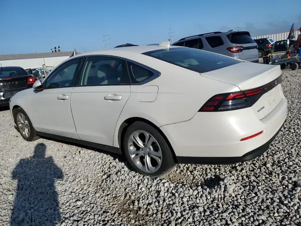 1HGCY1F29RA057696 2024 HONDA ACCORD - Image 2