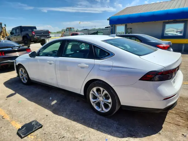 1HGCY1F29RA058783 2024 HONDA ACCORD - Image 2