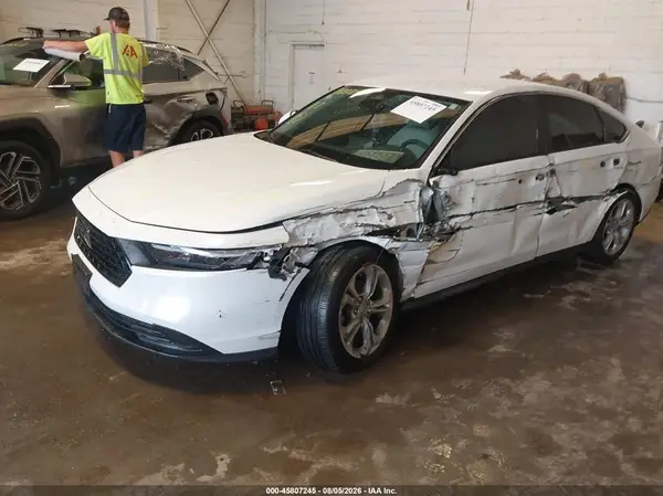 1HGCY1F29RA058797 2024 HONDA ACCORD - Image 2