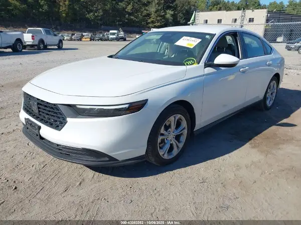 1HGCY1F29RA067855 2024 HONDA ACCORD - Image 2