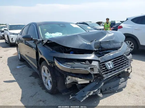 1HGCY1F29RA071453 2024 HONDA ACCORD - Image 1