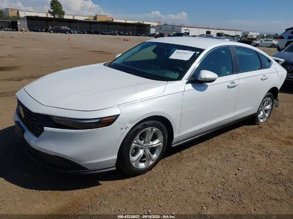 1HGCY1F29RA078841 2024 HONDA ACCORD - Image 2