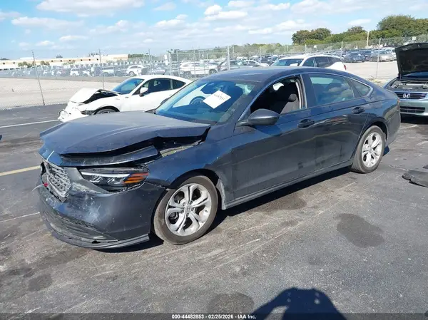 1HGCY1F29RA081562 2024 HONDA ACCORD - Image 2