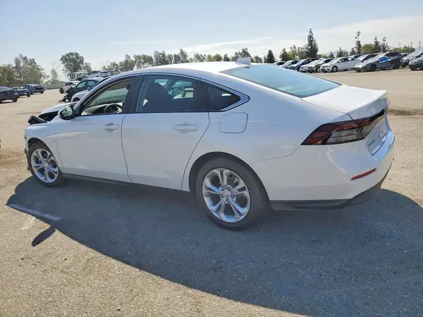 1HGCY1F29SA035381 2025 HONDA ACCORD - Image 2