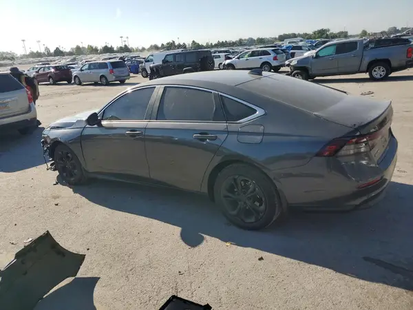 1HGCY1F29SA039155 2025 HONDA ACCORD - Image 2