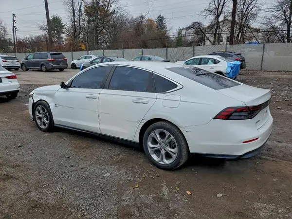 1HGCY1F2XPA014546 2023 HONDA ACCORD - Image 2