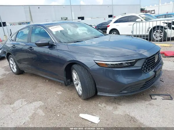 1HGCY1F2XPA015695 2023 HONDA ACCORD - Image 1