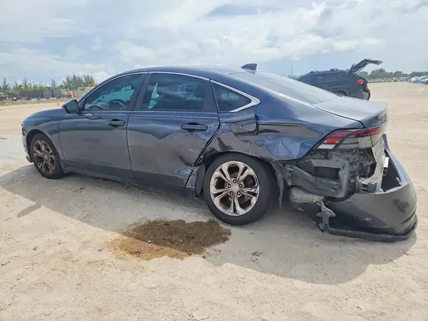 1HGCY1F2XRA005462 2024 HONDA ACCORD - Image 2